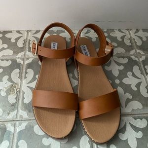 Steve Madden flat strapped sandals size 8.5